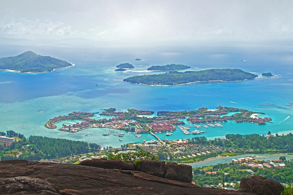Morne Seychellois hike