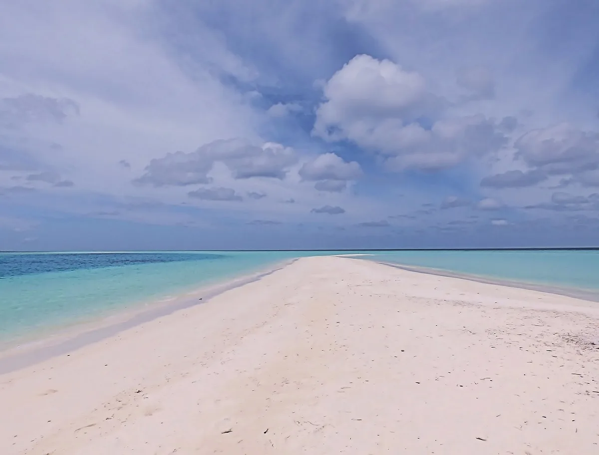 Sandbank picnic